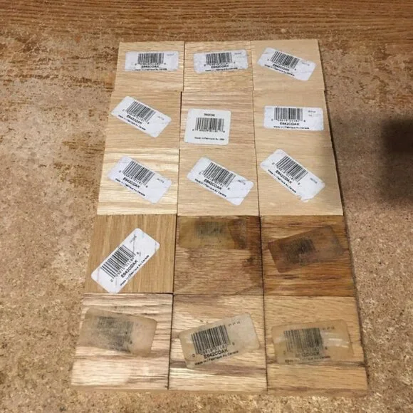 15X SOLID OAK CORNER ROSETTES E642COAK 2-1/2" X 2-1/2" X 1/2" - Picture 4 of 9